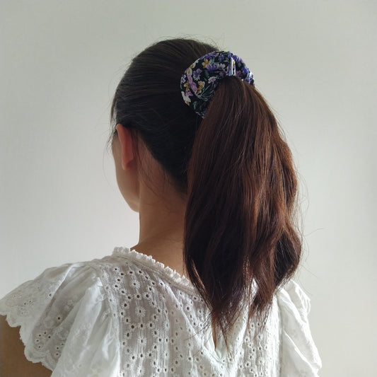 Abigai Scrunchie