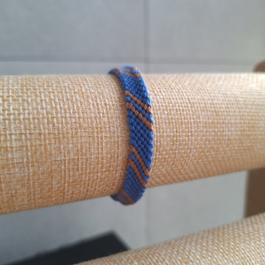 R House Bracelet