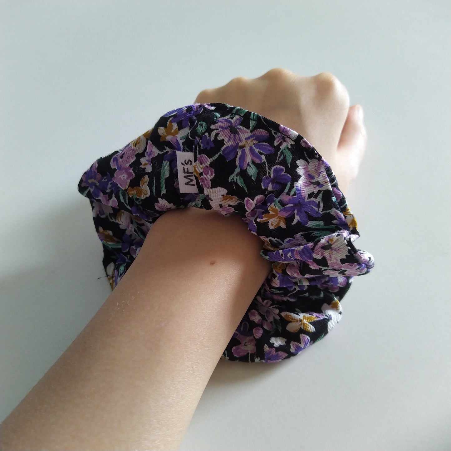 Abigai Scrunchie